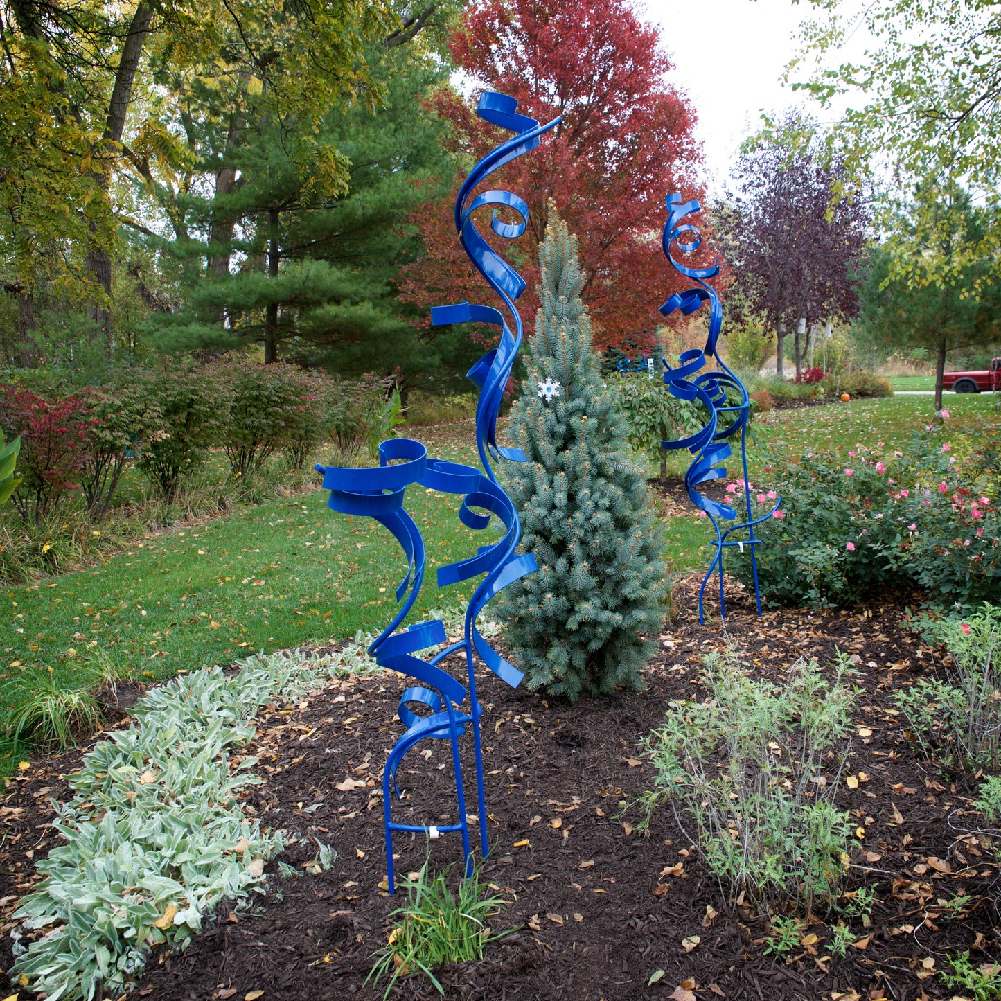 7 ft Blue Heavy duty Boing by Diane Mattern - © Blue Pomegranate Gallery
