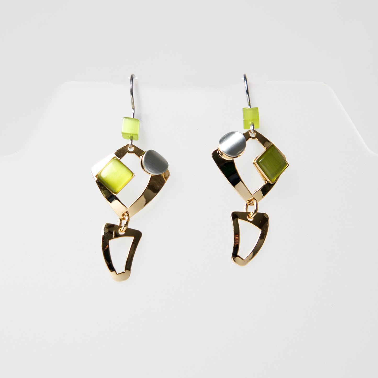 Hook Earrings AU234 by Christophe - © Blue Pomegranate Gallery