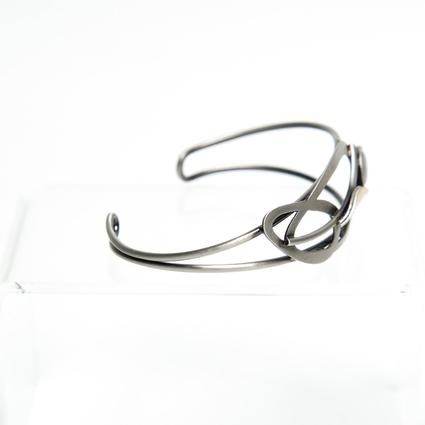 Cuff Bracelet B251 by Christophe - © Blue Pomegranate Gallery
