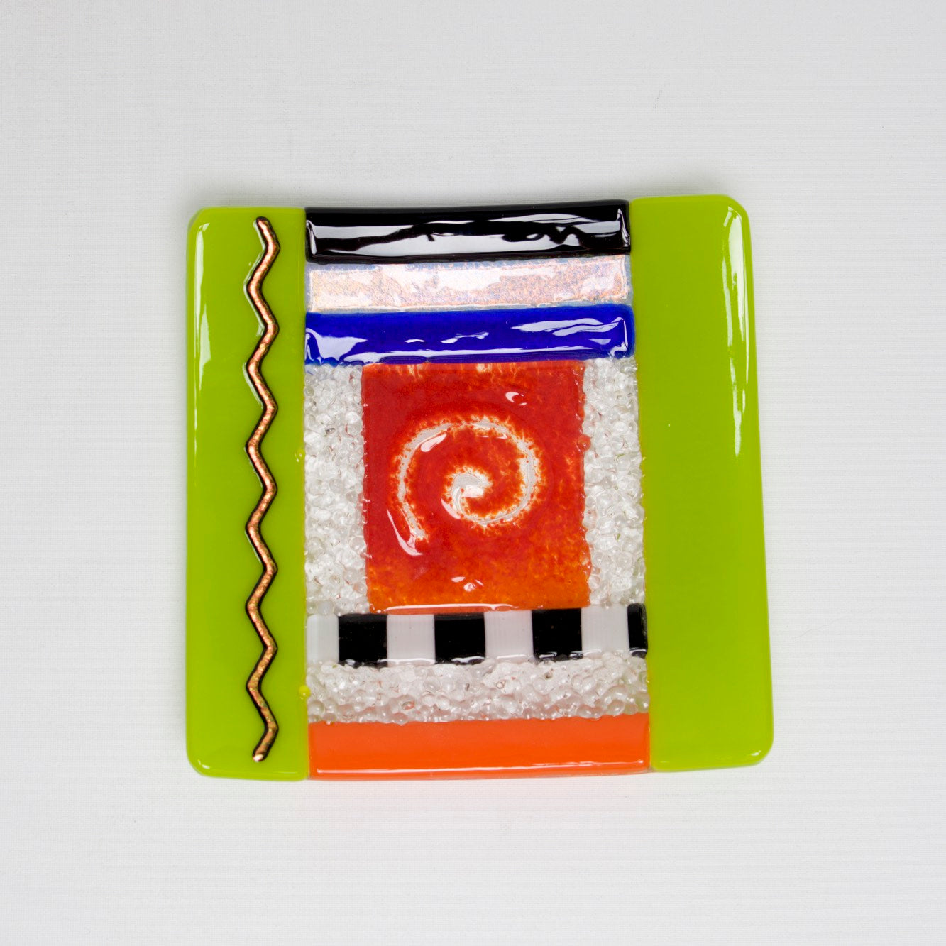 Abstract plates by Charlotte Behrens - © Blue Pomegranate Gallery
