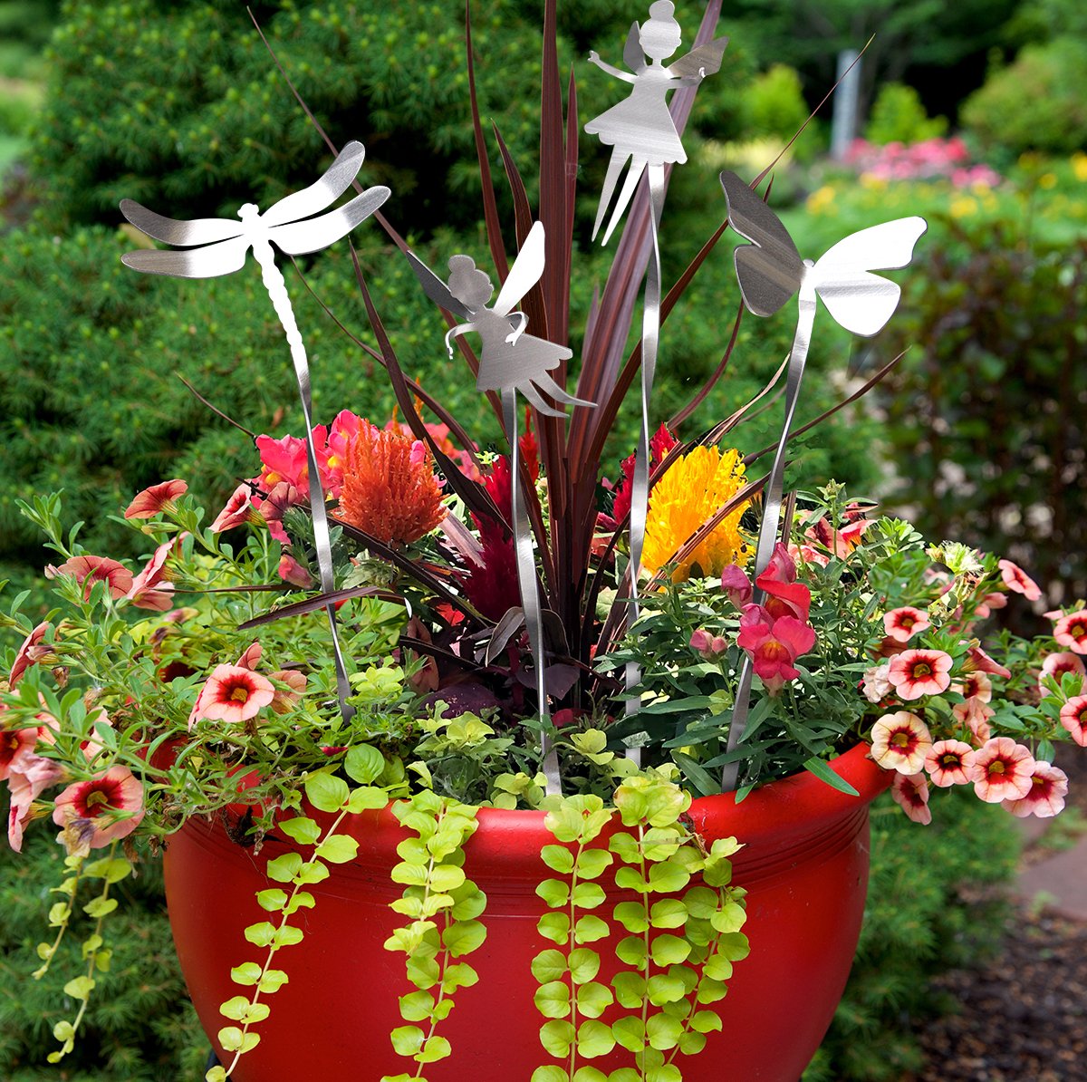 Flutter Garden Picks by Sondra Gerber - © Blue Pomegranate Gallery