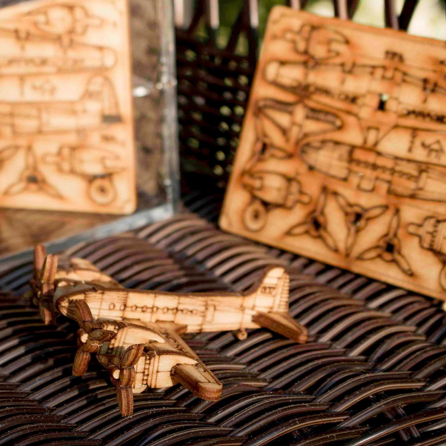 Stratoliner Wood puzzle by Marcus Wiliams - © Blue Pomegranate Gallery