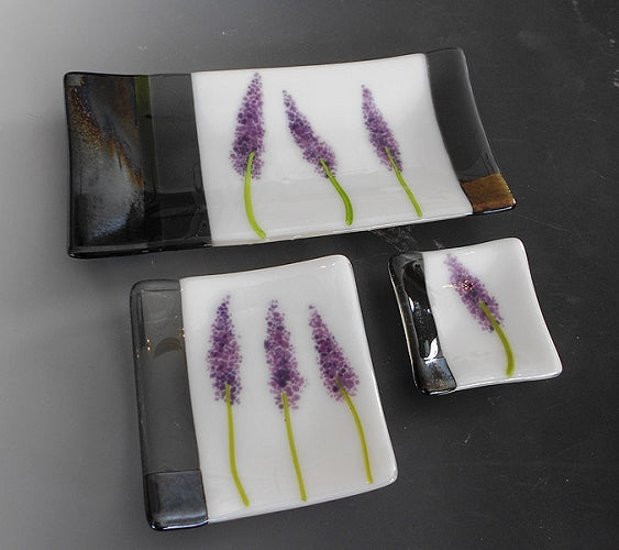 Lavender Dish by Lisa Becker - © Blue Pomegranate Gallery