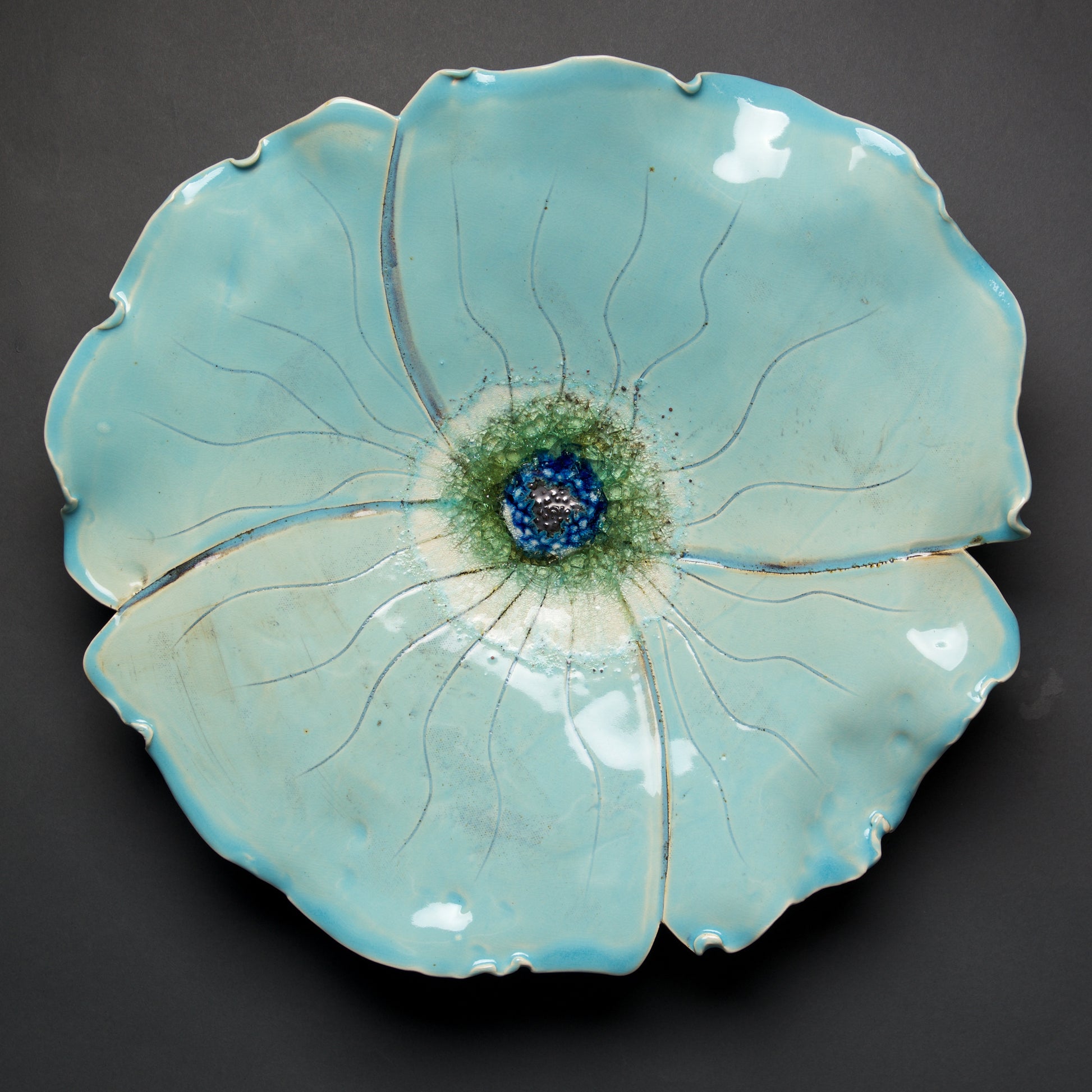 LG Wall Poppy by Amy Meya - © Blue Pomegranate Gallery