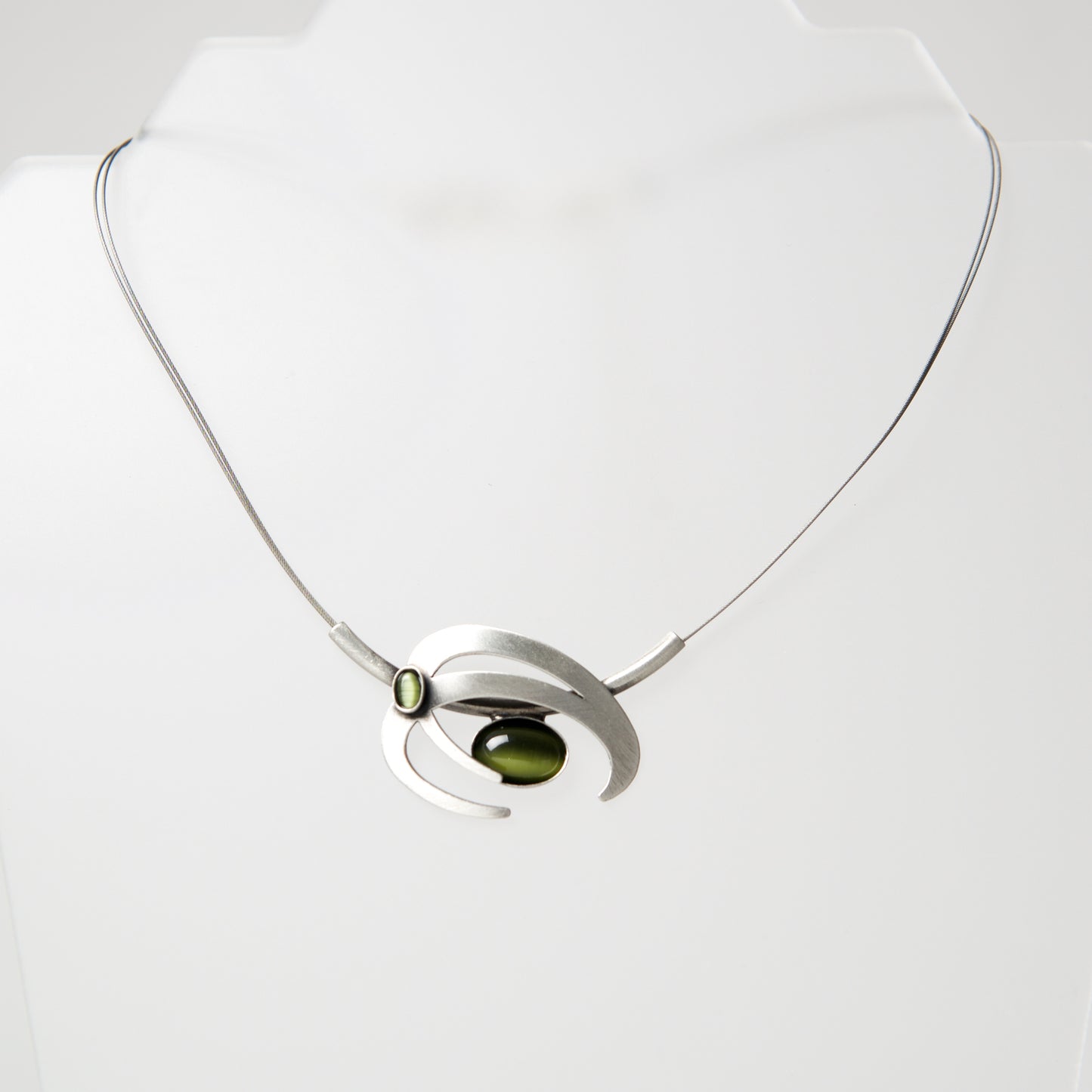 Wire Necklace FF422 by Christophe - © Blue Pomegranate Gallery