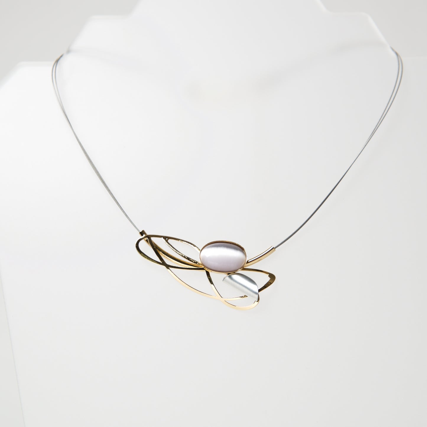 Wire Necklace FF772 by Christophe - © Blue Pomegranate Gallery