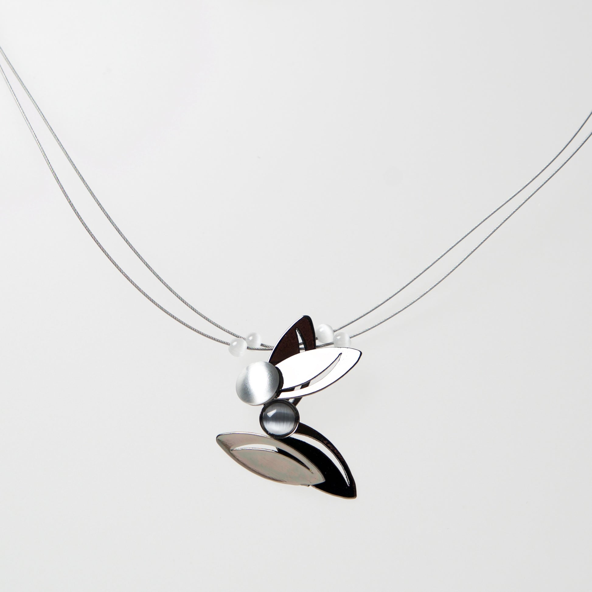 Wire Necklace HF602 by Christophe - © Blue Pomegranate Gallery