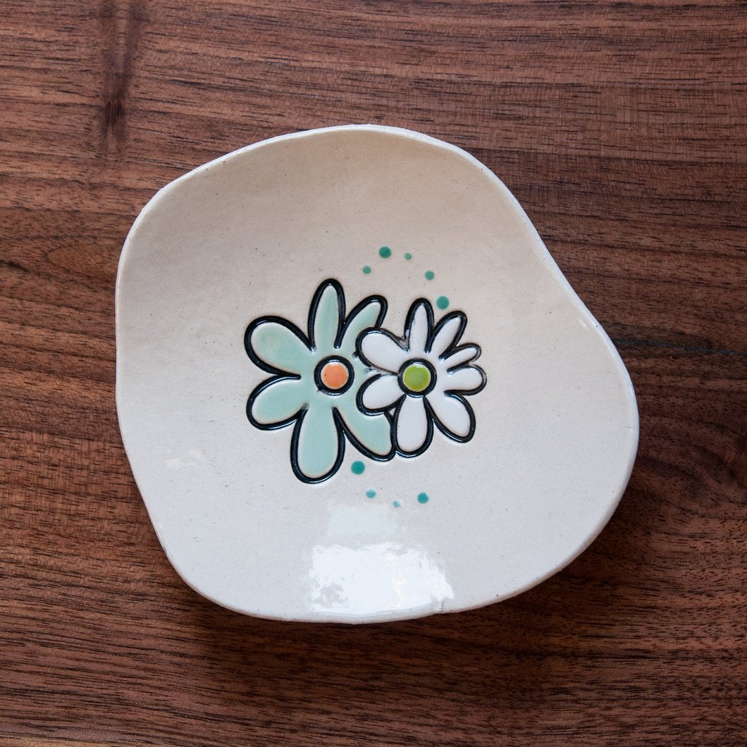 Double Dot Flower Dishette by Cheryl Stevens - © Blue Pomegranate Gallery