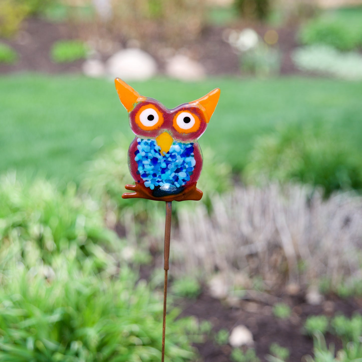 Bright Owl Garden Stake by Heidi Riha - © Blue Pomegranate Gallery