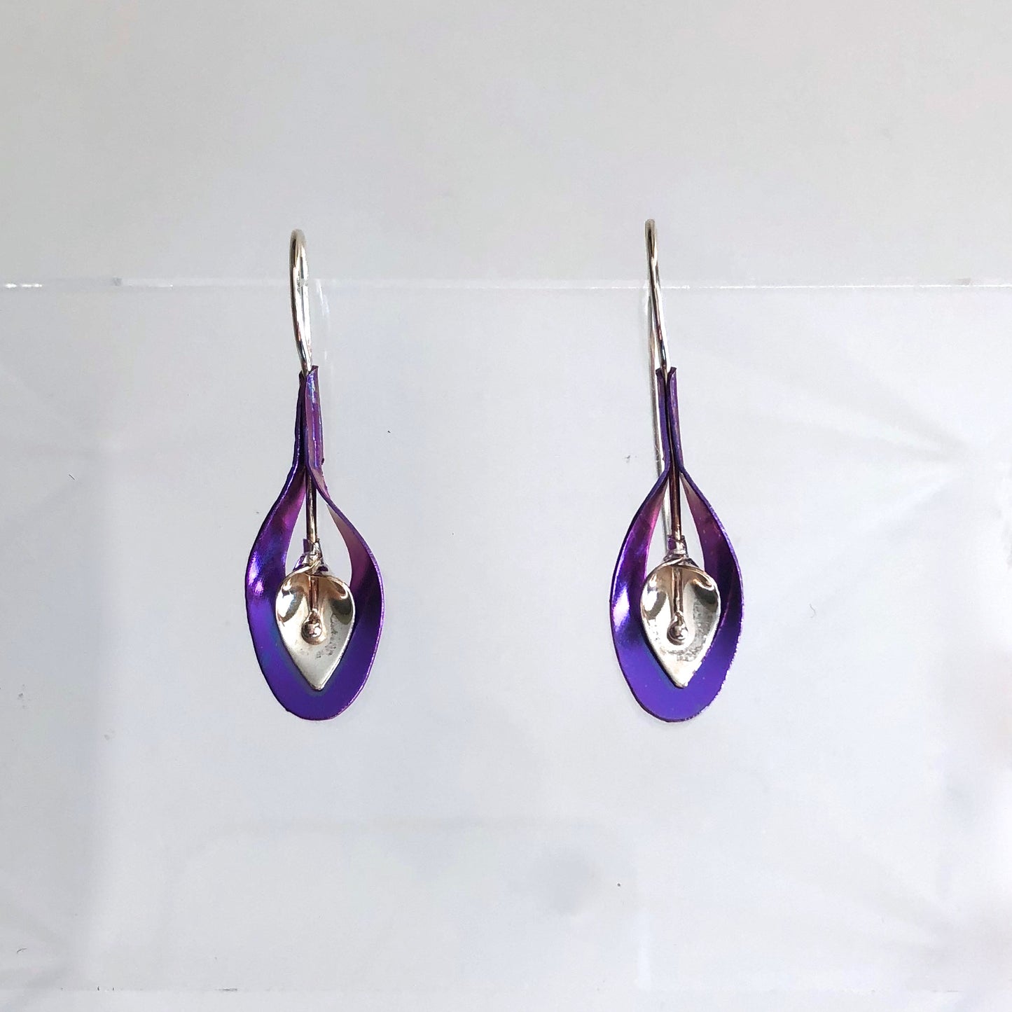 A49-ss Lily in Vase Earrings by Mark Steel - © Blue Pomegranate Gallery
