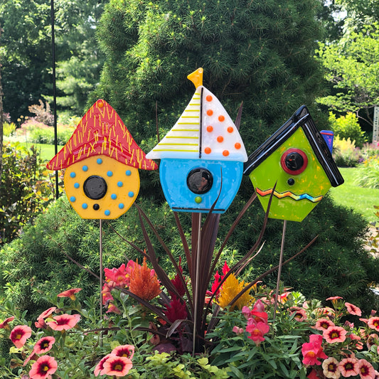Birdhouse glass on stake SM by Charlotte Behrens - © Blue Pomegranate Gallery