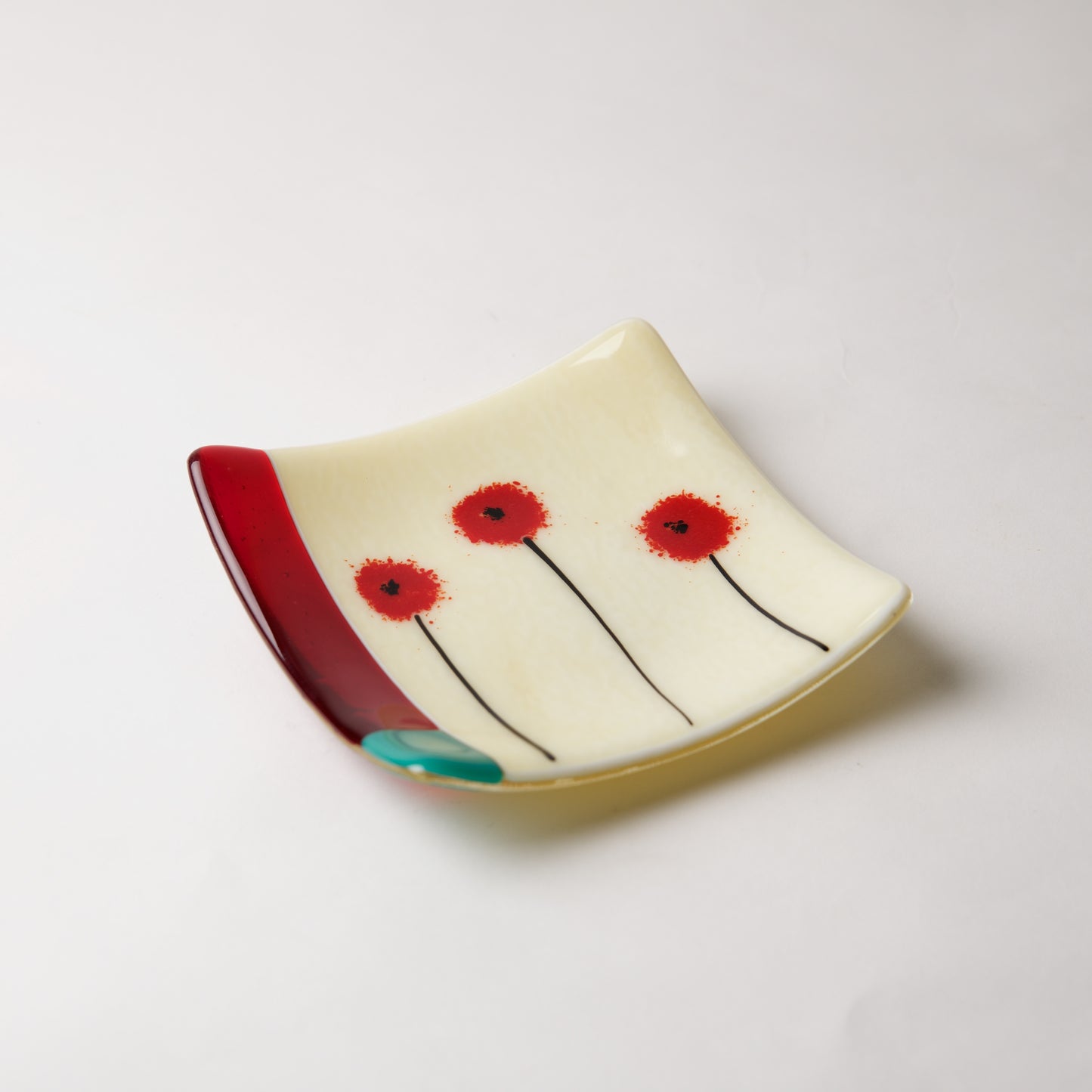 Red Poppy Dish by Lisa Becker - © Blue Pomegranate Gallery