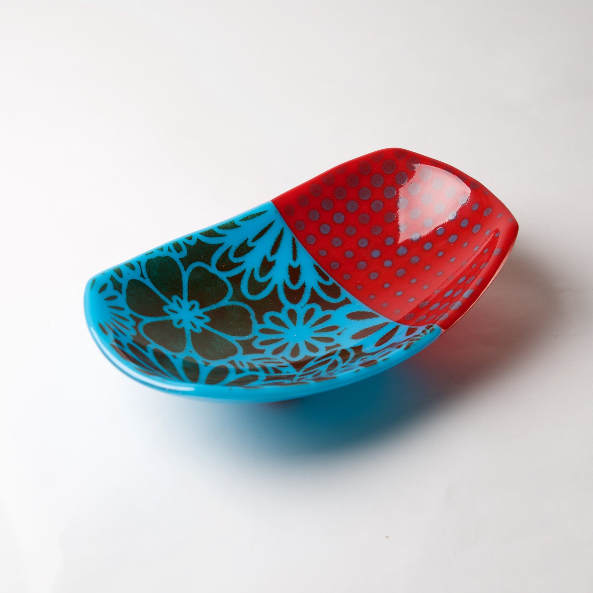Swoop Flower Burst Bowl by Lisa Becker - © Blue Pomegranate Gallery