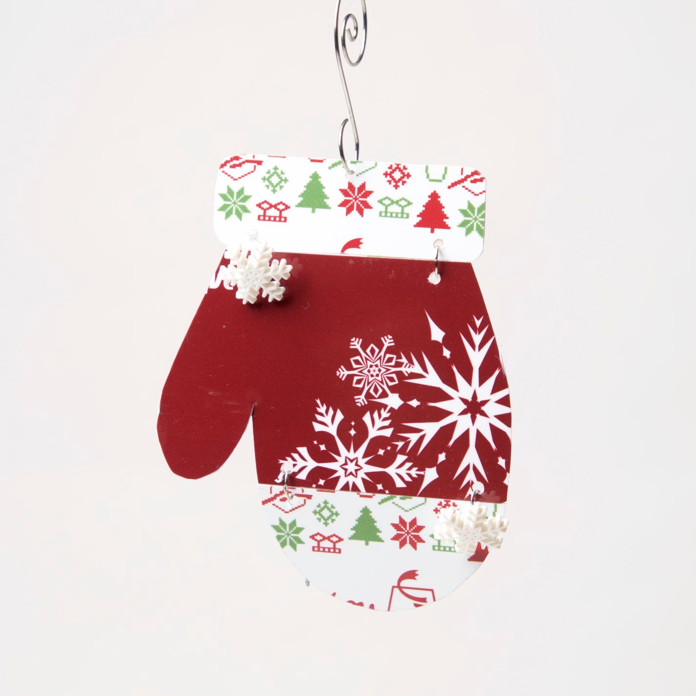 Mitten Ornament from recycled Giftcards - © Blue Pomegranate Gallery