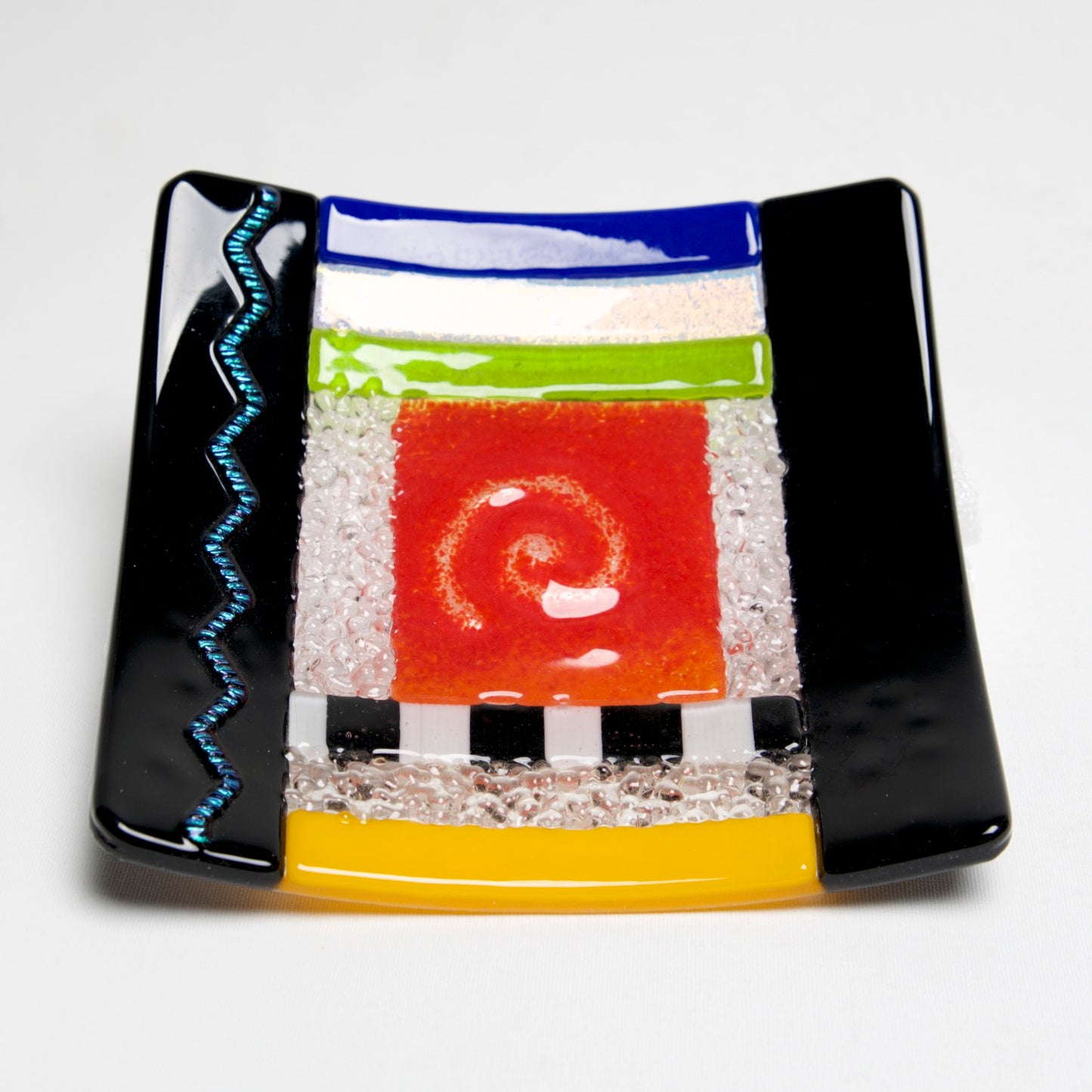 Abstract plates by Charlotte Behrens - © Blue Pomegranate Gallery