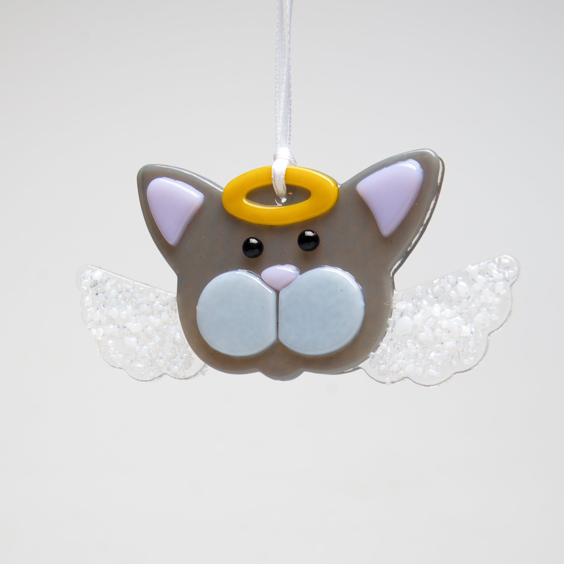 Glass Angel Cat ornament by Sondra Gerber - © Blue Pomegranate Gallery